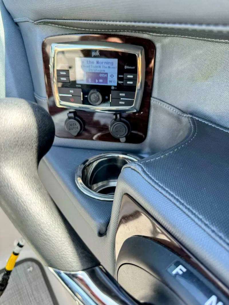 Slide: The Image of Chaparral 257 SSX 2019 - 5330899