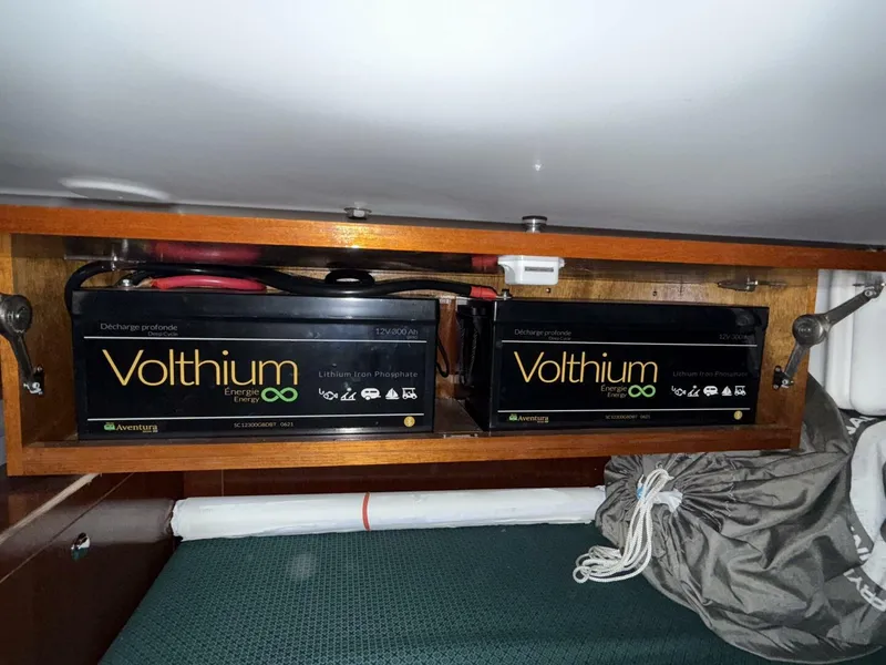 Slide: The Image of Beneteau 411 2002 - 5330925