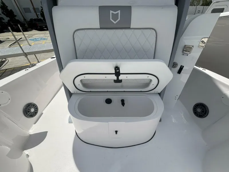 Slide: The Image of Sea Fox 251 Bay Fox 2025 - 5330989