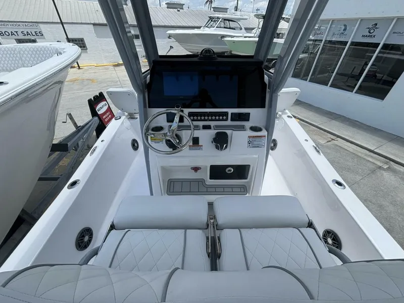 Slide: The Image of Sea Fox 251 Bay Fox 2025 - 5330988