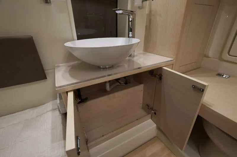 Slide: The Image of Chris-Craft 34 2019 - 5331100