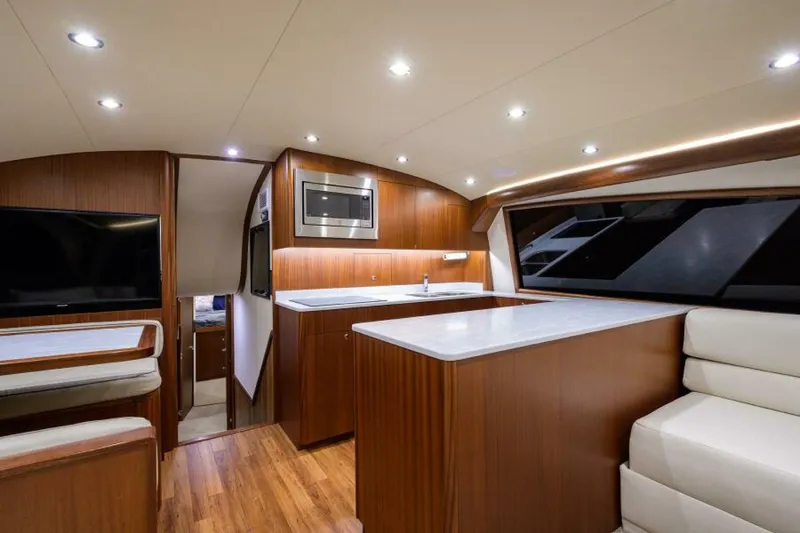 Slide: The Image of F&S 58 2022 - 5331127