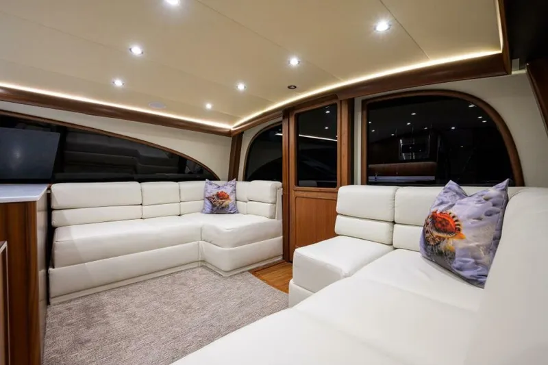 Slide: The Image of F&S 58 2022 - 5331138