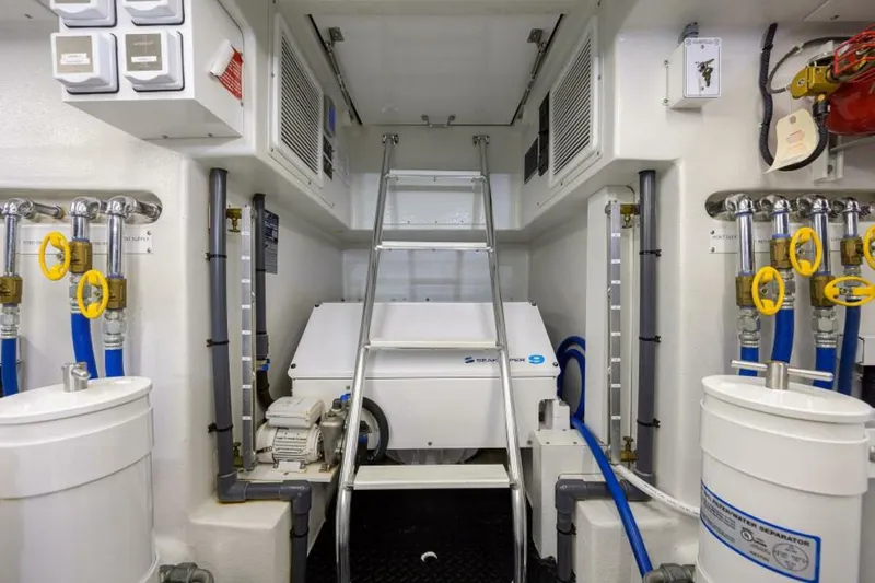 Slide: The Image of F&S 58 2022 - 5331155