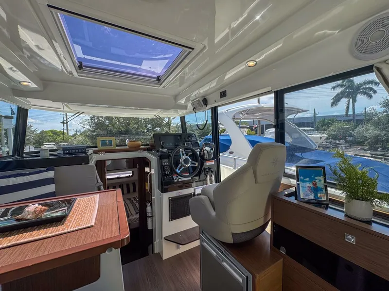 Slide: The Image of Jeanneau NC895 Sport 2023 - 5456417