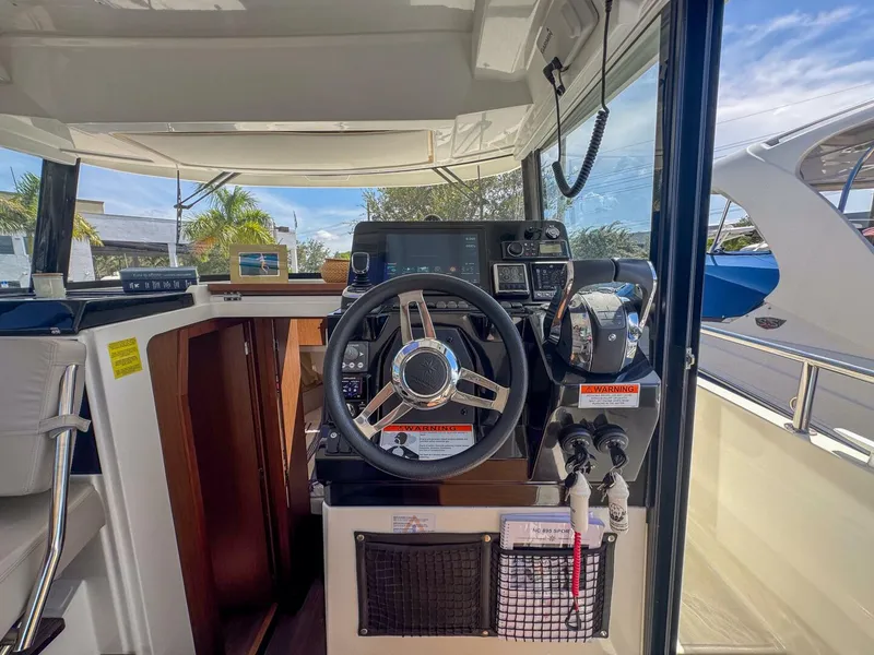 Slide: The Image of Jeanneau NC895 Sport 2023 - 5456422