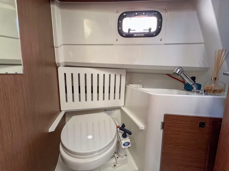 Slide: The Image of Jeanneau NC895 Sport 2023 - 5456437