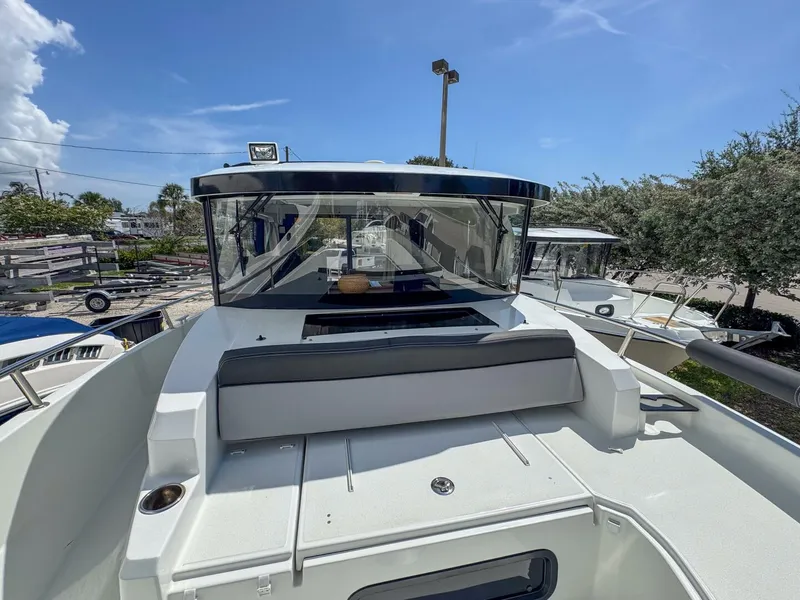 Slide: The Image of Jeanneau NC895 Sport 2023 - 5456444