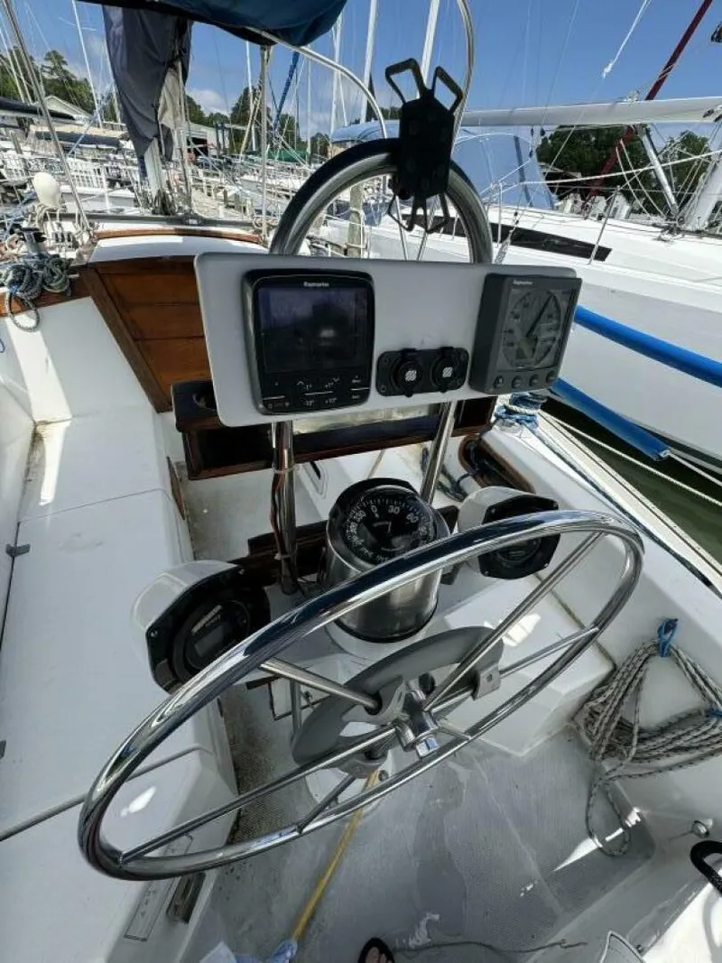 Slide: The Image of Catalina 34 1992 - 5332106