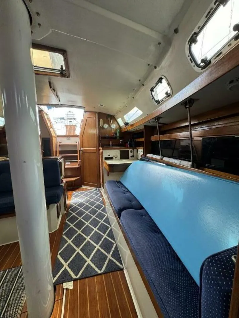 Slide: The Image of Catalina 34 1992 - 5332117