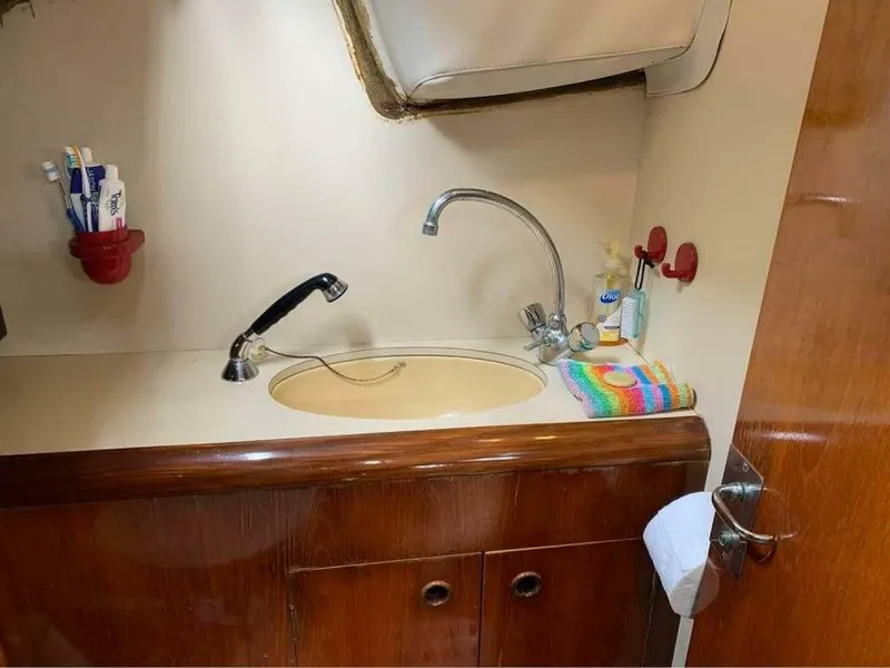 Slide: The Image of Beneteau 42 First 1984 - 5340862