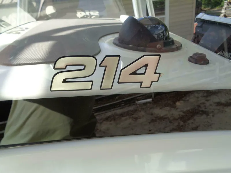 Slide: The Image of Mako 214 2020 - 5333266