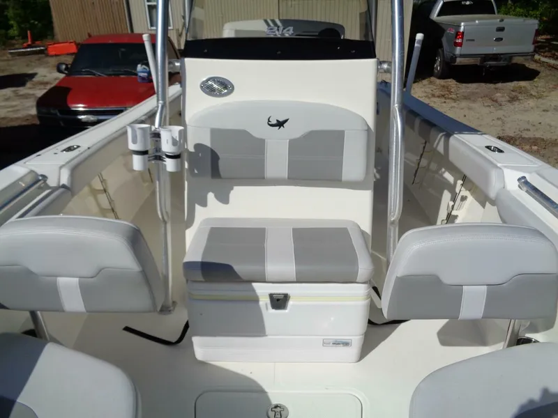 Slide: The Image of Mako 214 2020 - 5333272