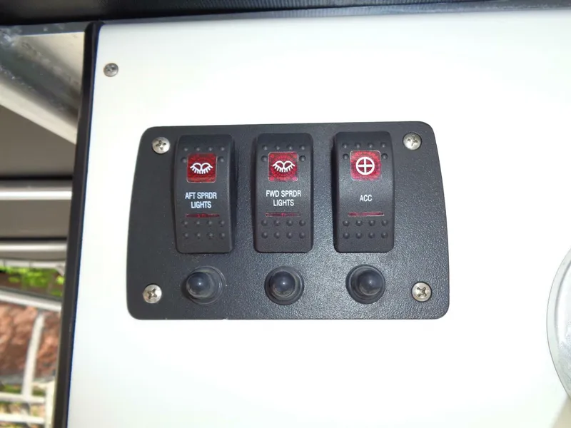 Slide: The Image of Mako 214 2020 - 5333276