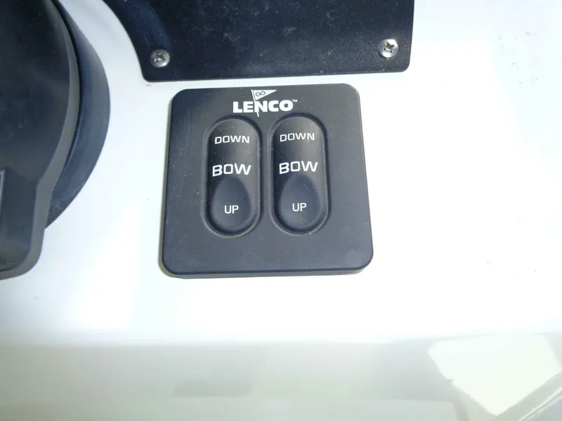 Slide: The Image of Mako 214 2020 - 5333282