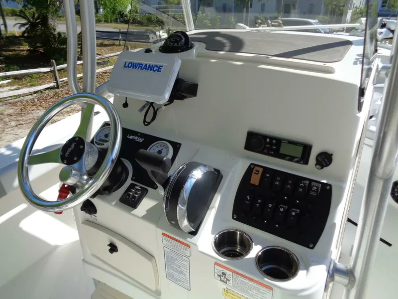 Slide: The Image of Mako 214 2020 - 5333260