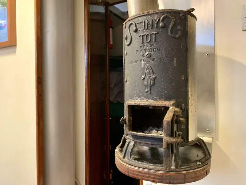 Slide: The Image of Morgan 34 1966 - 5334379