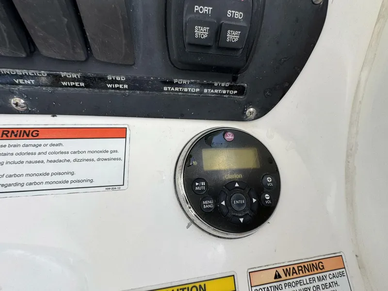 Slide: The Image of Boston Whaler 305 Conquest 2011 - 5333643