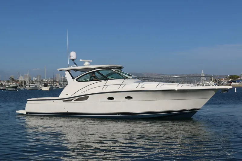 Slide: The Image of 2008 Tiara 42 Express - AUDACIOUS - 5334367