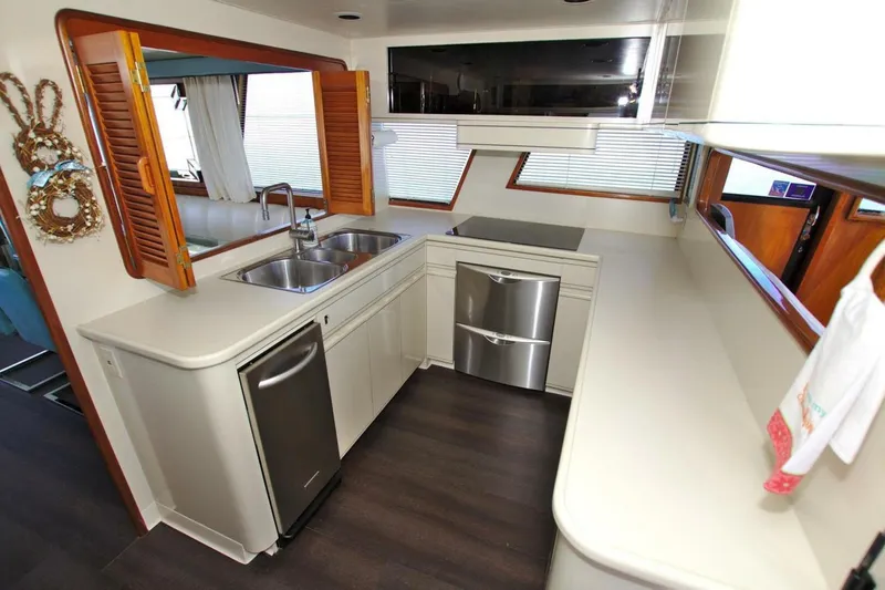 Slide: The Image of Viking 55 Motor Yacht 1991 - 5334540