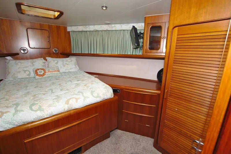 Slide: The Image of Viking 55 Motor Yacht 1991 - 5334552