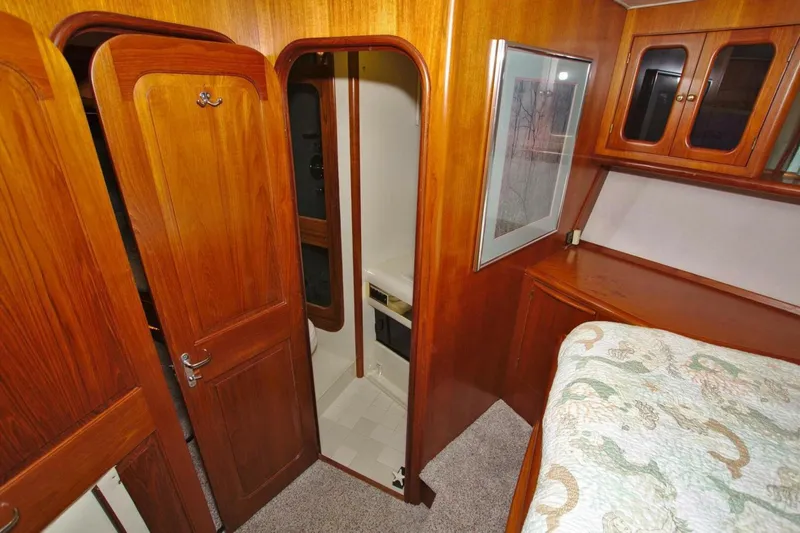 Slide: The Image of Viking 55 Motor Yacht 1991 - 5334553