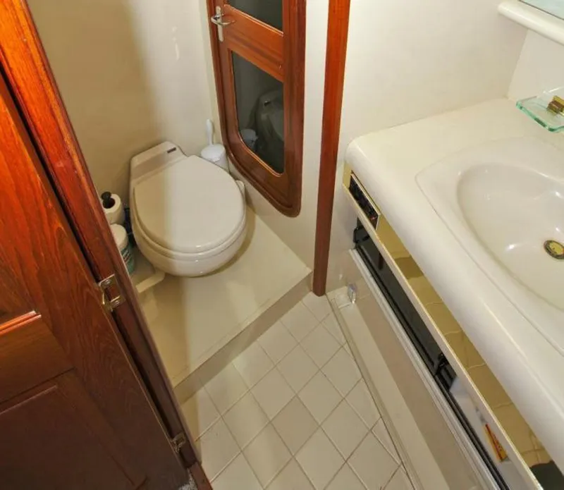 Slide: The Image of Viking 55 Motor Yacht 1991 - 5334562