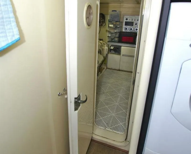 Slide: The Image of Viking 55 Motor Yacht 1991 - 5334564