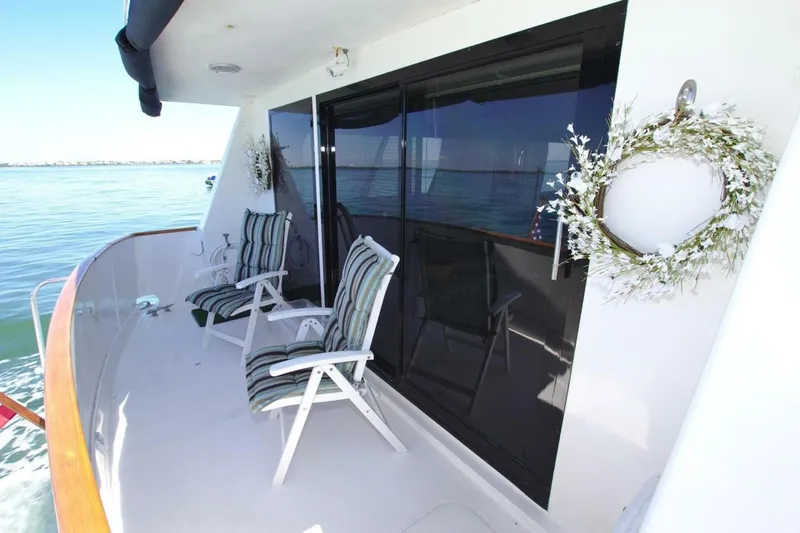 Slide: The Image of Viking 55 Motor Yacht 1991 - 5334576