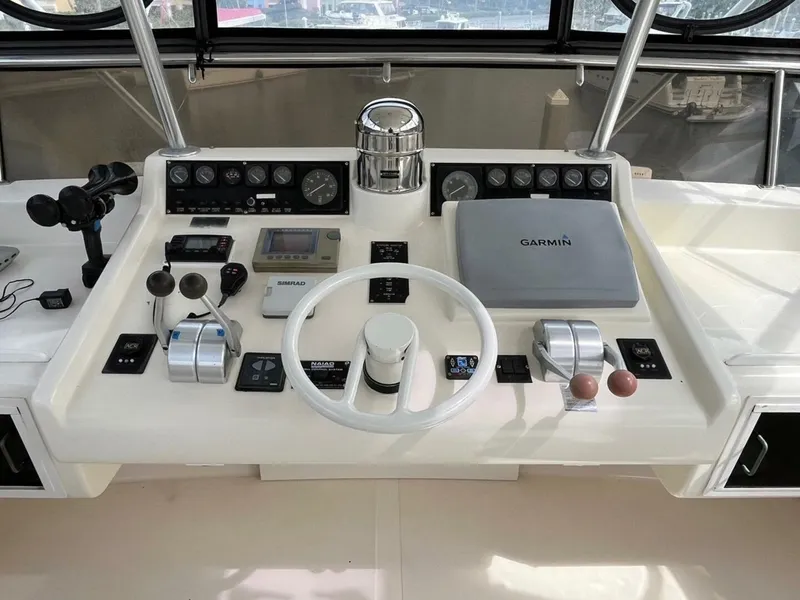 Slide: The Image of Viking 55 Motor Yacht 1991 - 5367670