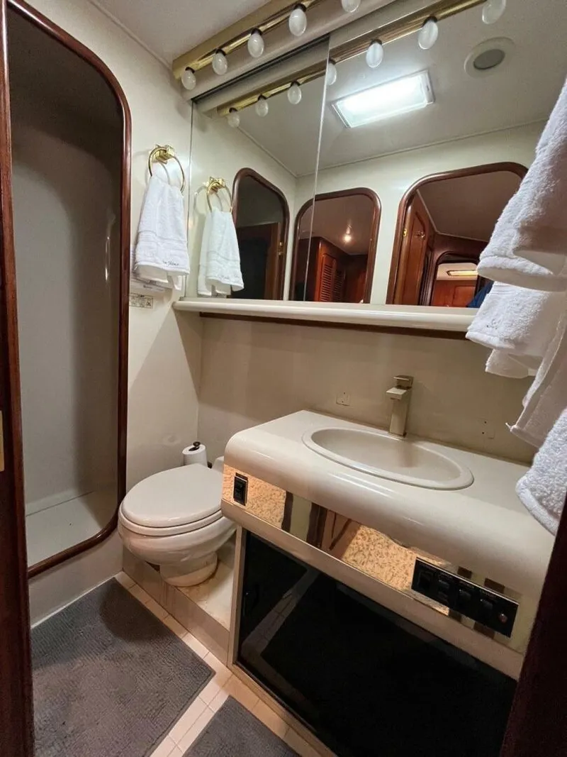 Slide: The Image of Viking 55 Motor Yacht 1991 - 5367688