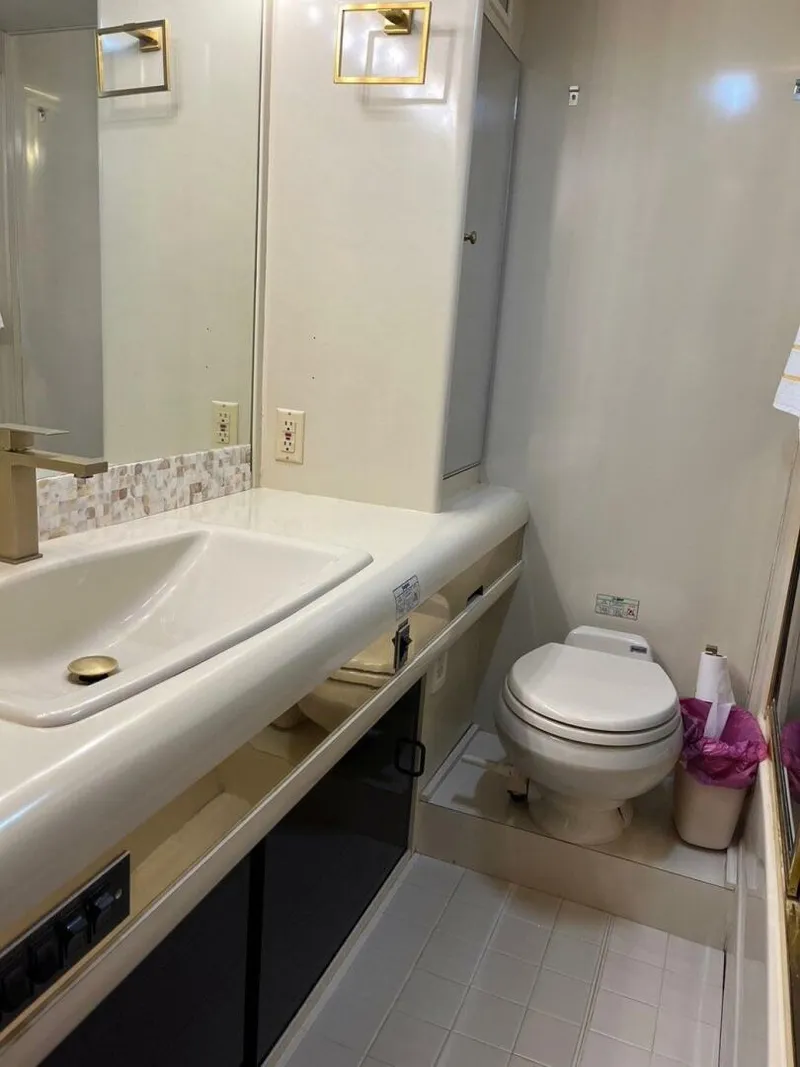 Slide: The Image of Viking 55 Motor Yacht 1991 - 5367690