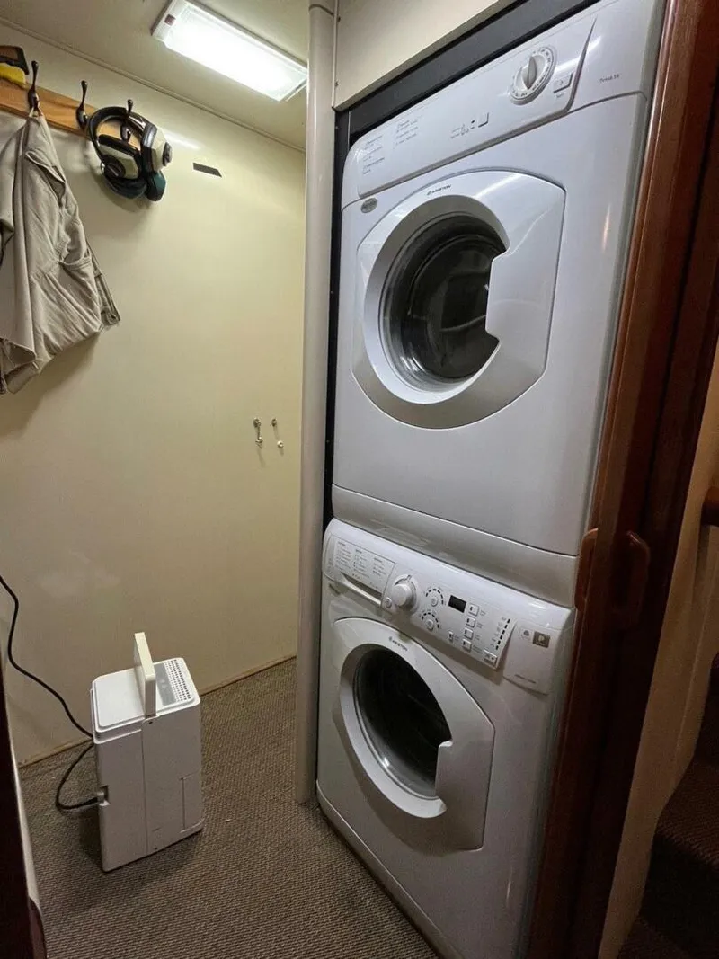 Slide: The Image of Viking 55 Motor Yacht 1991 - 5367698