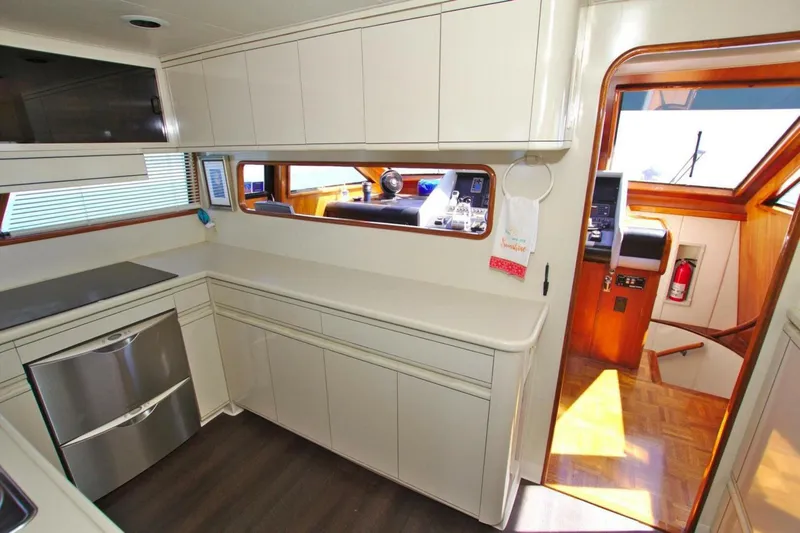 Slide: The Image of Viking 55 Motor Yacht 1991 - 5334538