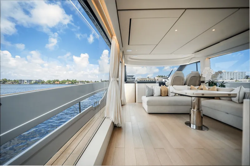 Slide: The Image of Azimut Seadeck 6 2025 - 5504066