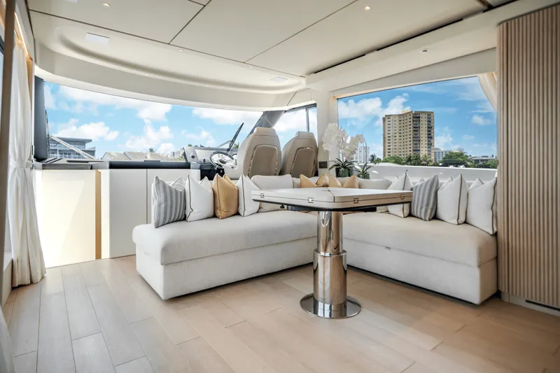 Slide: The Image of Azimut Seadeck 6 2025 - 5504070