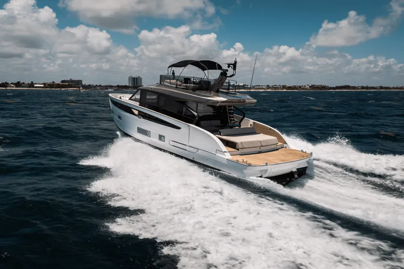 Slide: The Image of Azimut Seadeck 6 2025 - 5504046