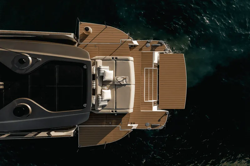 Slide: The Image of Azimut Seadeck 6 2025 - 5409700