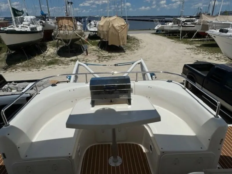 Slide: The Image of Used Power Catamaran for sale 2010 CRUISER CATS Havana 38 - BOBCAT - 5336392