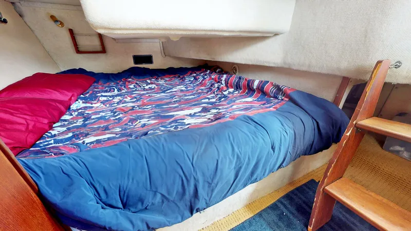 Slide: The Image of Bayliner 32 1993 - 5338388