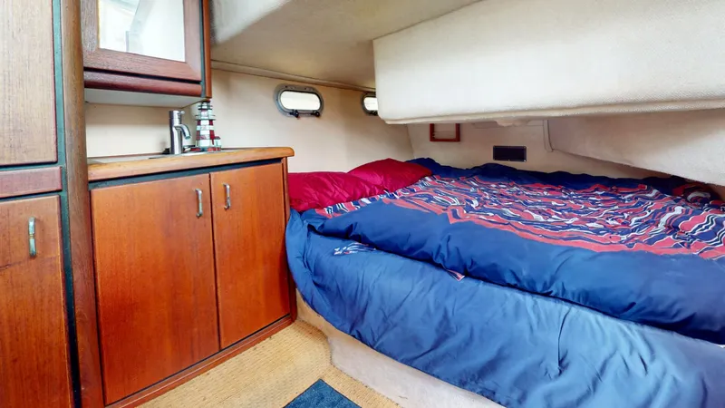 Slide: The Image of Bayliner 32 1993 - 5338413