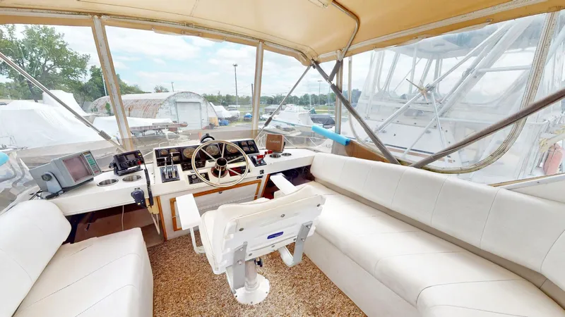 Slide: The Image of Bayliner 32 1993 - 5338407