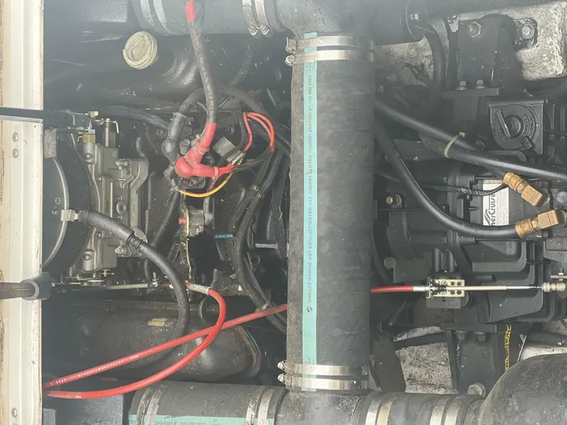 Slide: The Image of Bayliner 32 1993 - 5339108