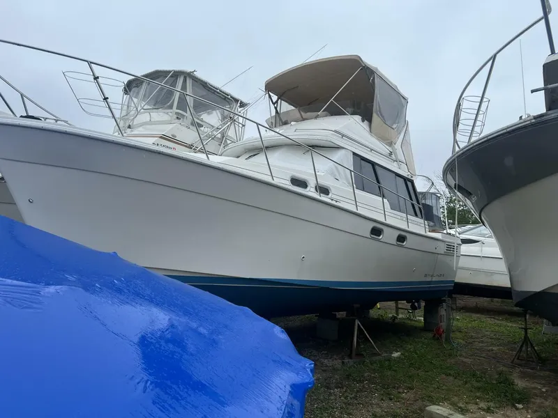 Slide: The Image of Bayliner 32 1993 - 5339127