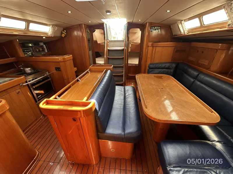 Slide: The Image of 50' Beneteau salon aft - 6113836