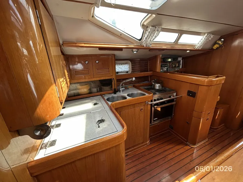 Slide: The Image of 50' Beneteau galley2 - 6113823