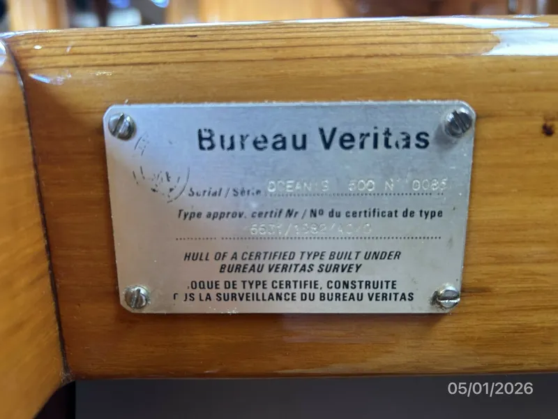 Slide: The Image of 50' Beneteau Bureau Veritas plaque - 6113803