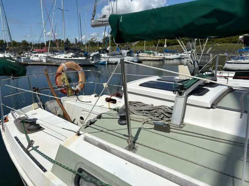 Slide: The Image of Newport 27 1981 - 5336760