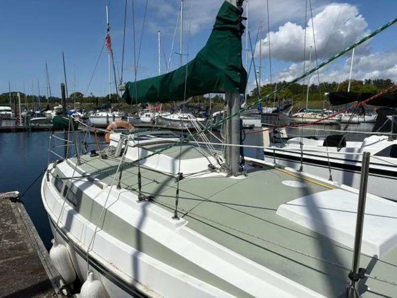 Slide: The Image of Newport 27 1981 - 5336763