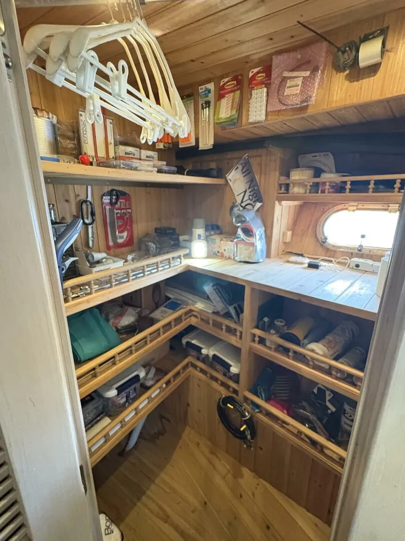 Slide: The Image of President 58 Motor Yacht 1996 - 5338468